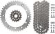 Kit chaîne 'Slim Black', chaîne RK XRE à joints toriques en 'XW' ouverte en pas de 520, 102 maillons, 16-42 avec maillon à riveter et à clipser